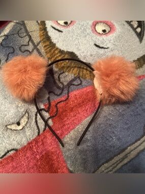 Faux Fur Pom Pom Headband - Peach